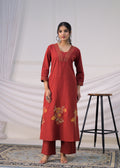 Floral Heirlooms V-Neck Kurta & Straight Pant Set