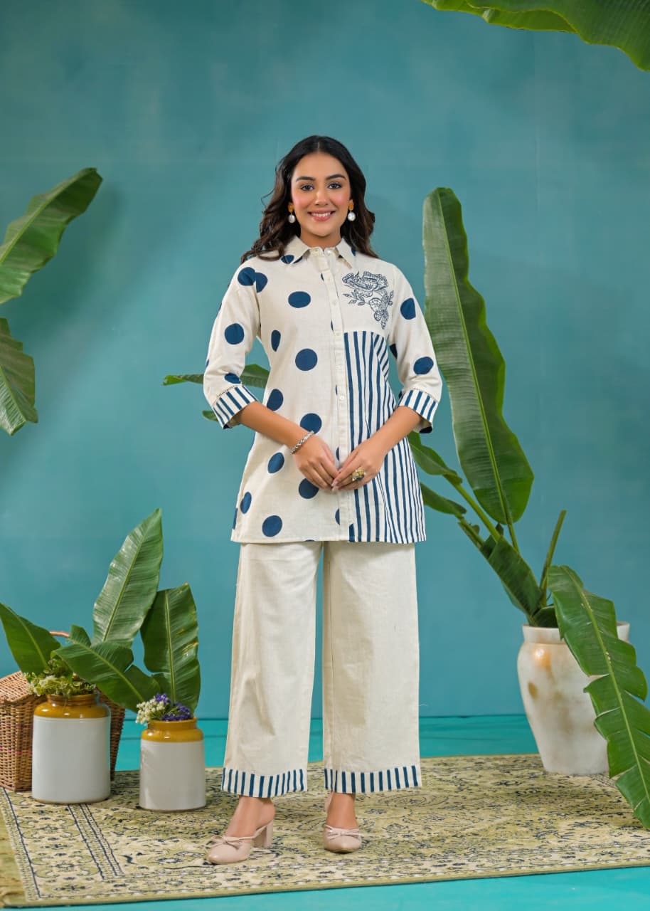 Elegant Polka Printed Kurta Set