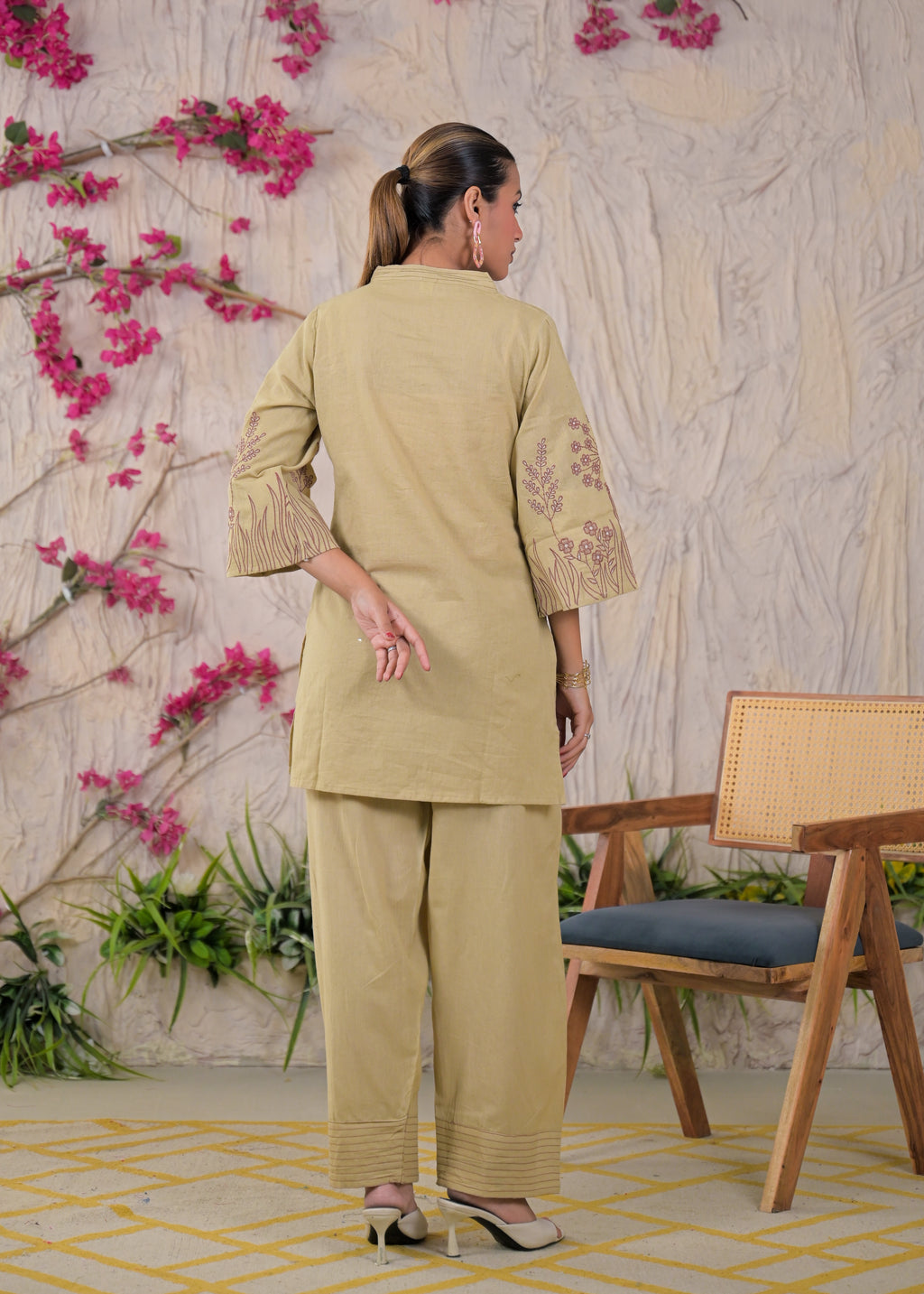 Floral Embroidered V-Neck Kurta Pant Set