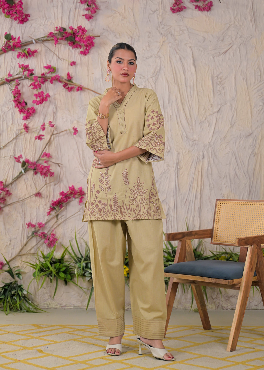 Floral Embroidered V-Neck Kurta Pant Set