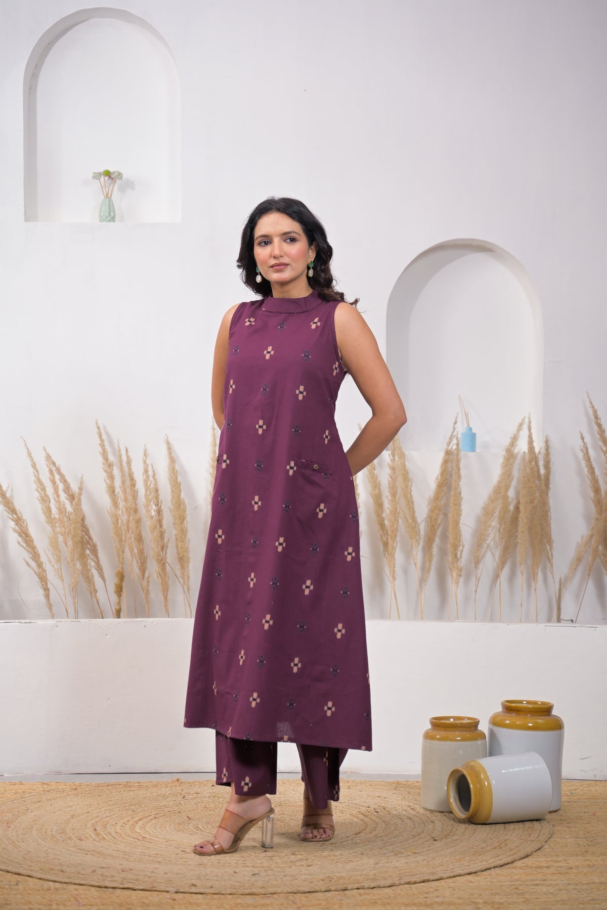 High-Neck Sleeveless Motif Cotton 2-Piece Kurta Set