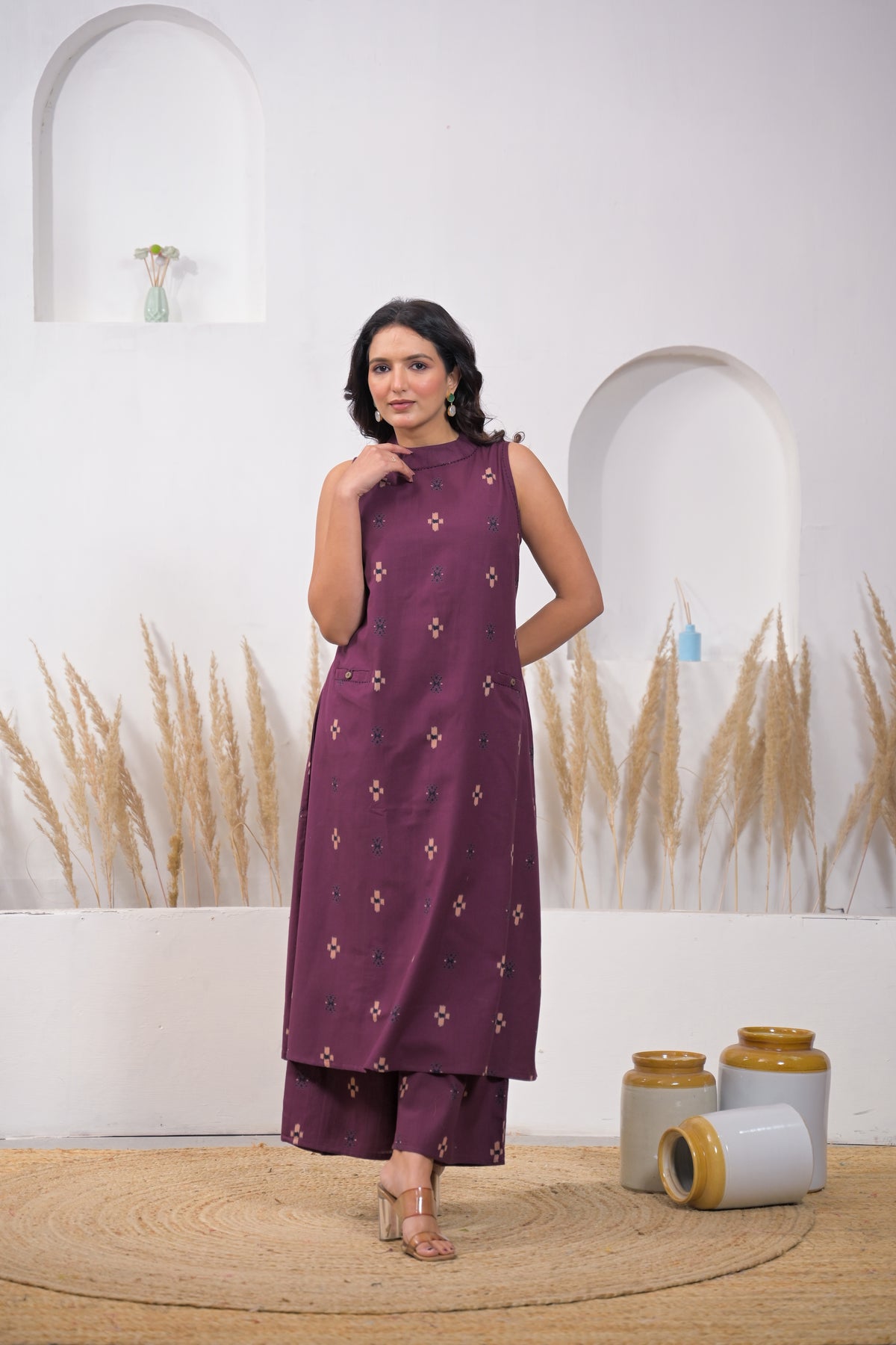 High-Neck Sleeveless Motif Cotton 2-Piece Kurta Set