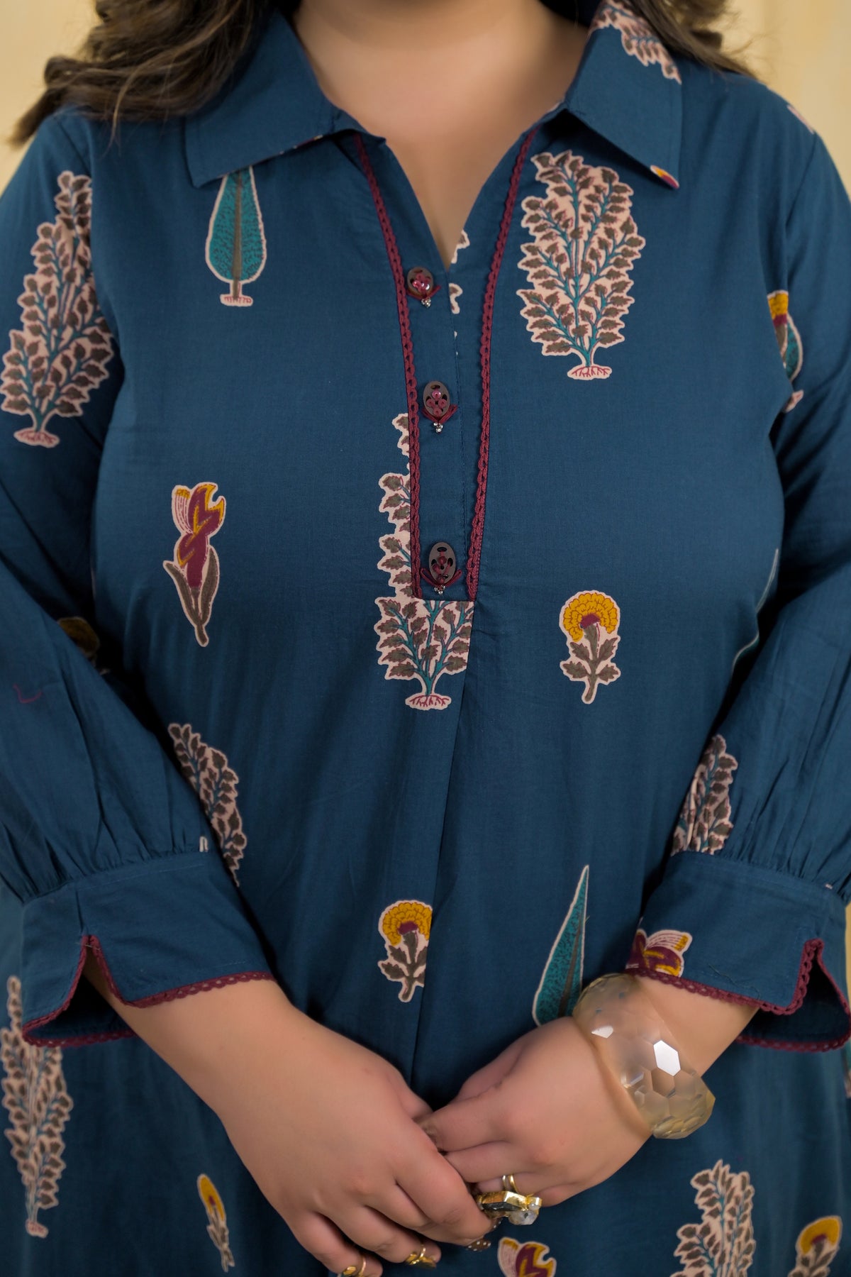 Women Ethnic Motif Printed Shirt Collar A-Line Kurta with Pant Set