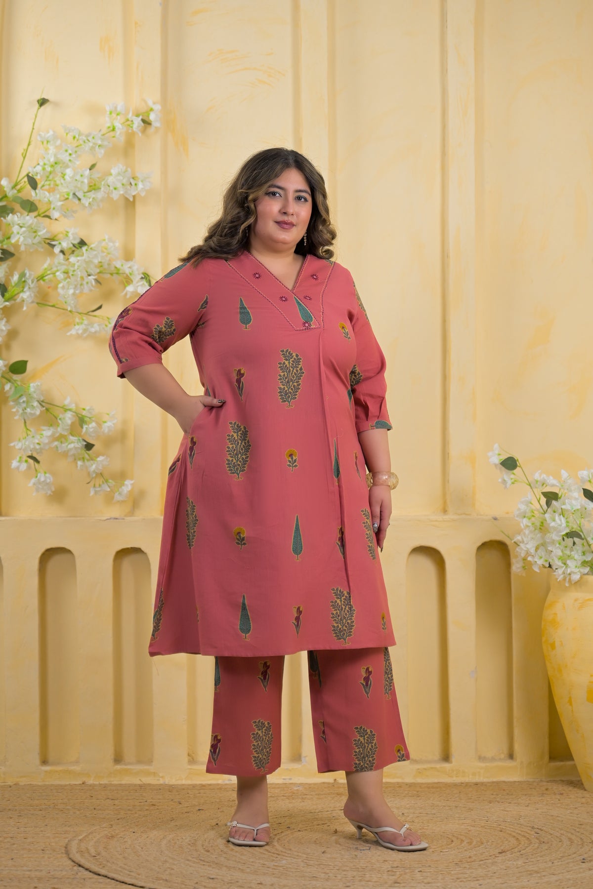 Women Ethnic Motif Printed V-Neck A-Line Kurta with Pant - 2 Piece Set