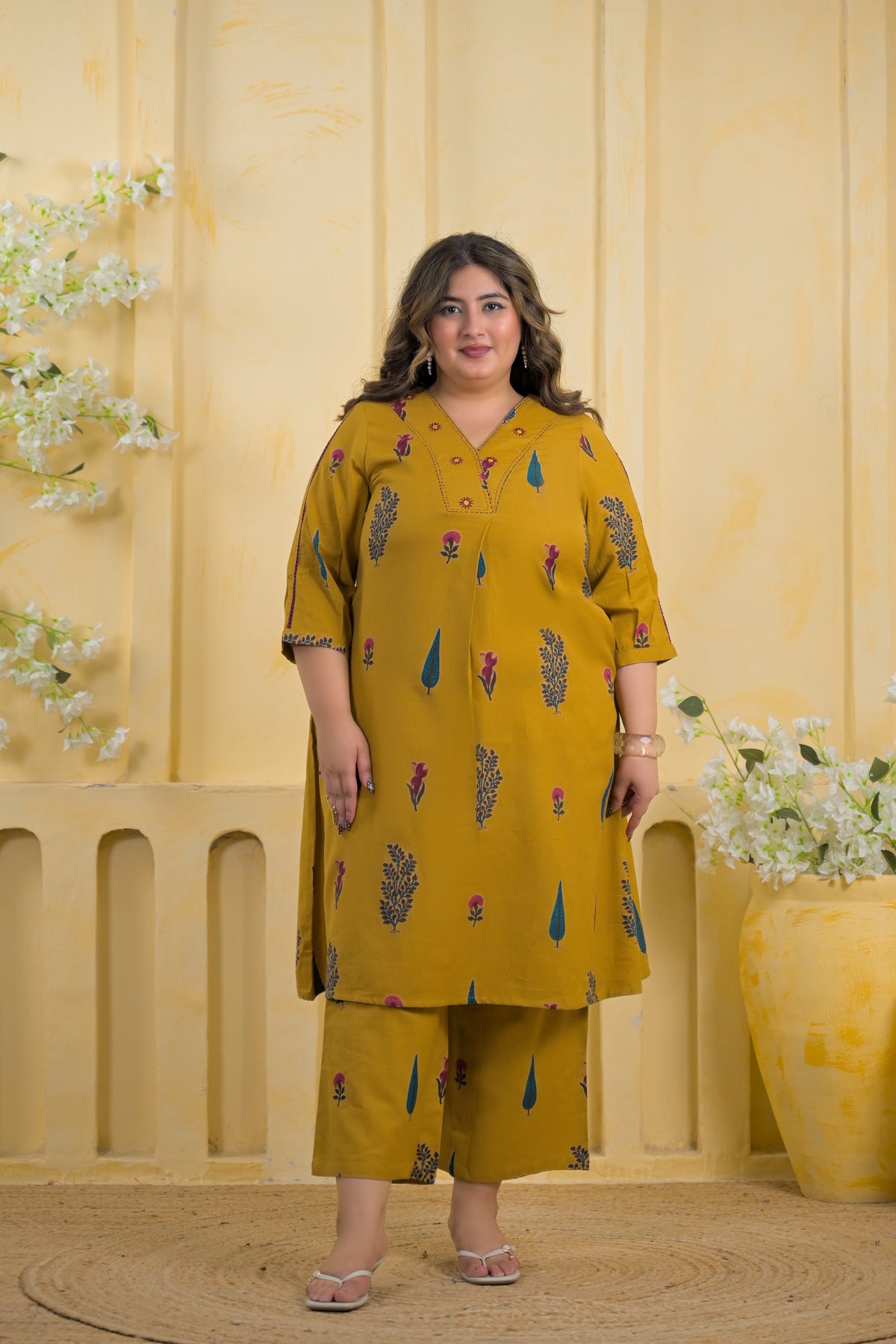 Women Ethnic Motif Printed V-Neck A-Line Kurta with Pant - 2 Piece Set
