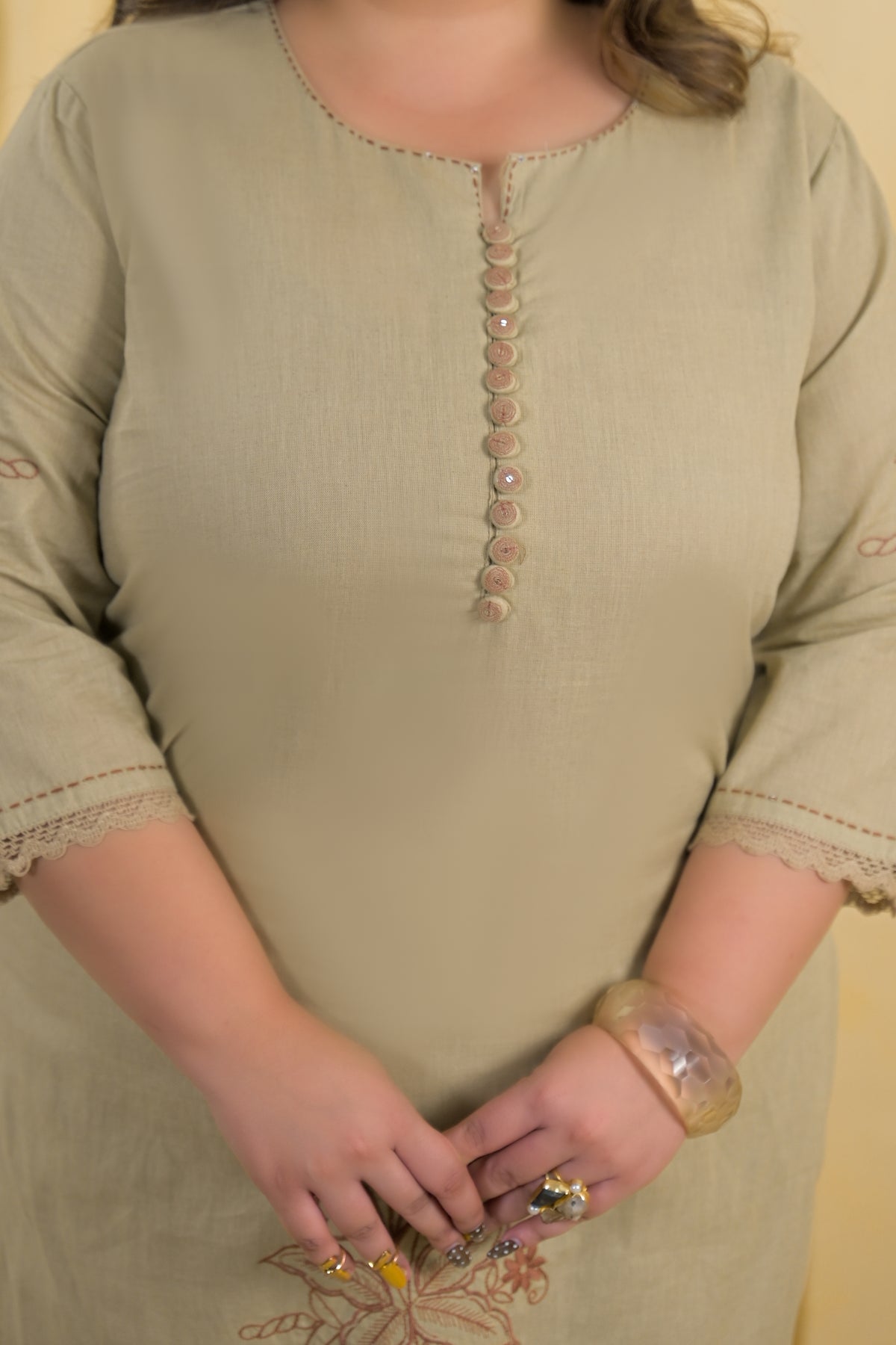 Women Floral Embroidered Straight Kurta with Pant - 2 Piece Set