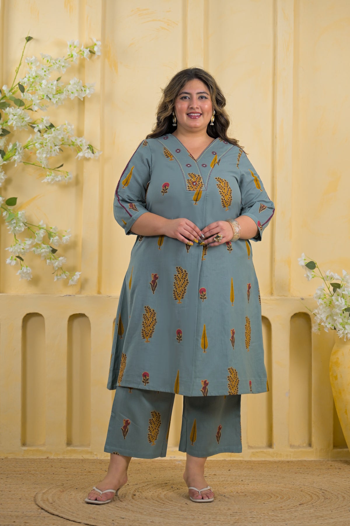 Women Ethnic Motif Printed V-Neck A-Line Kurta with Pant - 2 Piece Set