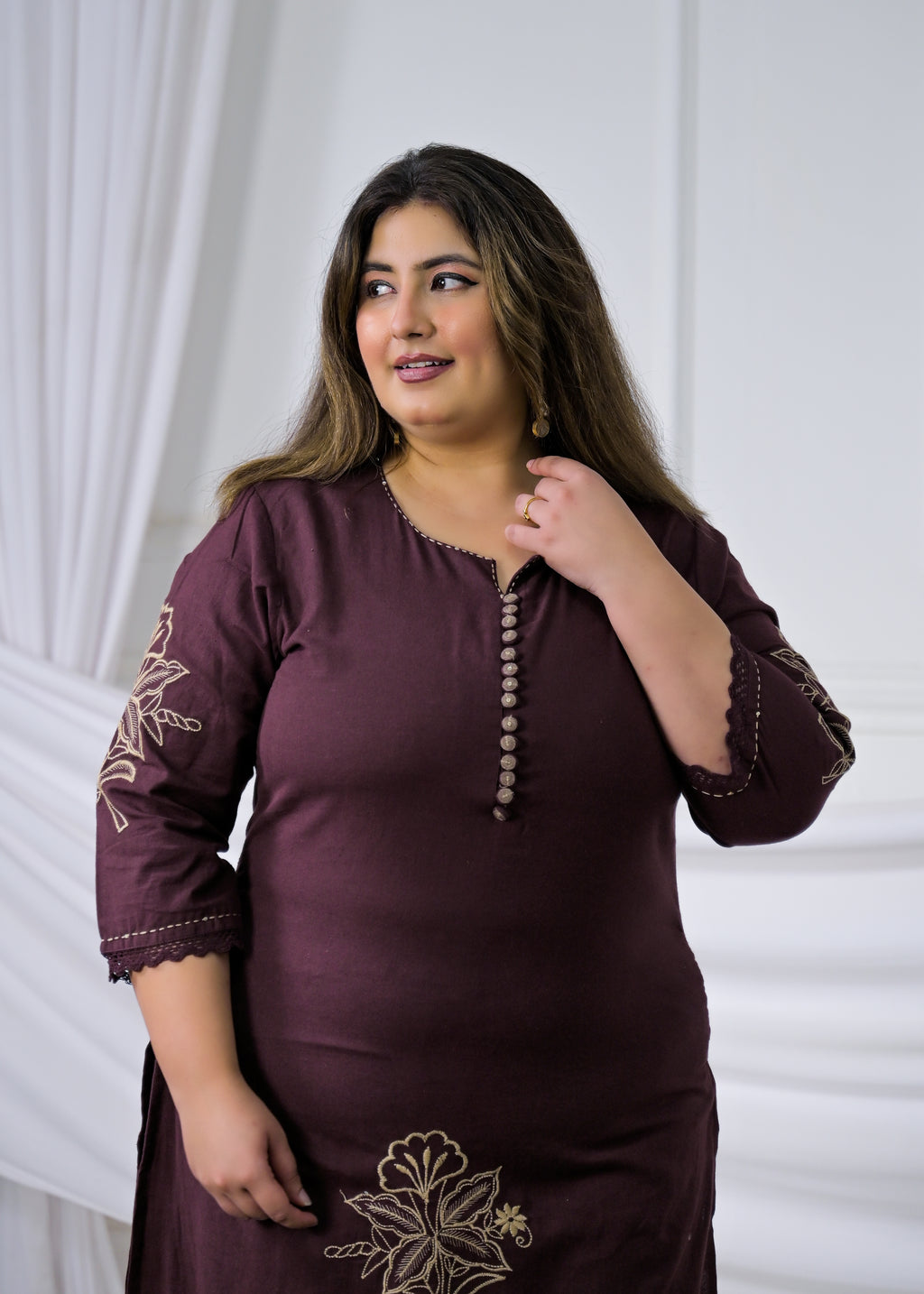 Women Floral Embroidered Straight Kurta with Pant - 2 Piece Set