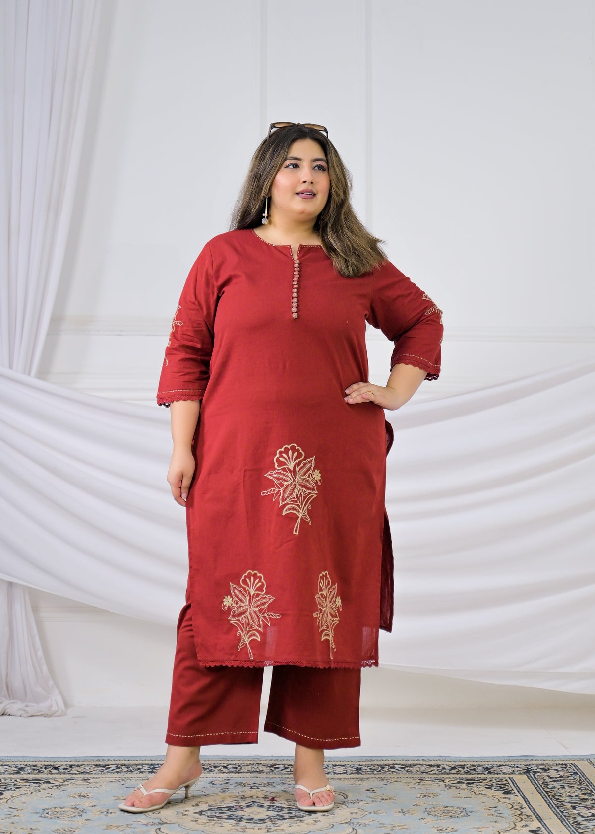 Women Floral Embroidered Straight Kurta with Pant - 2 Piece Set