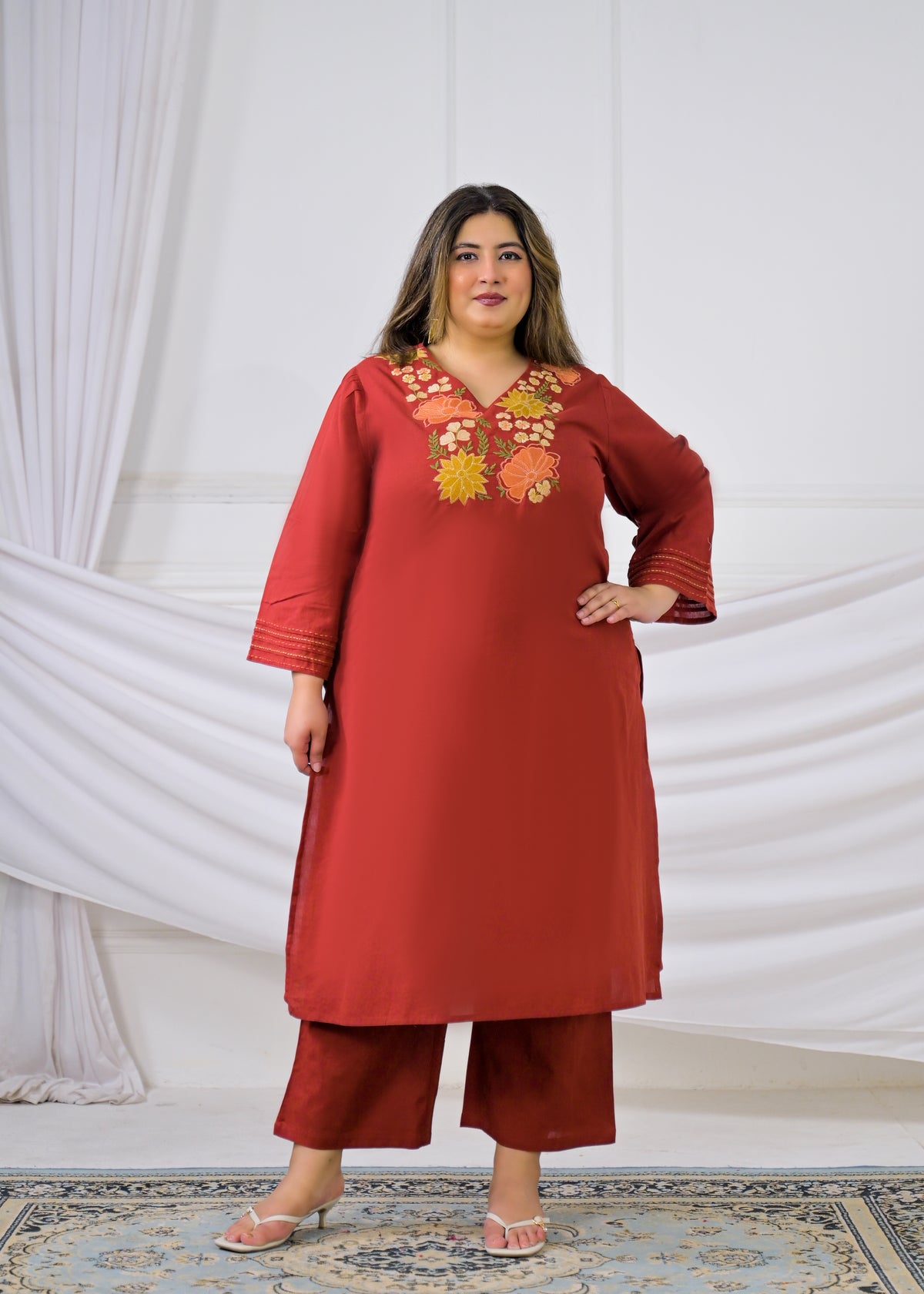 Women Floral Embroidered Yoke V-Neck Straight Kurta with Pant - 2 Piece Set