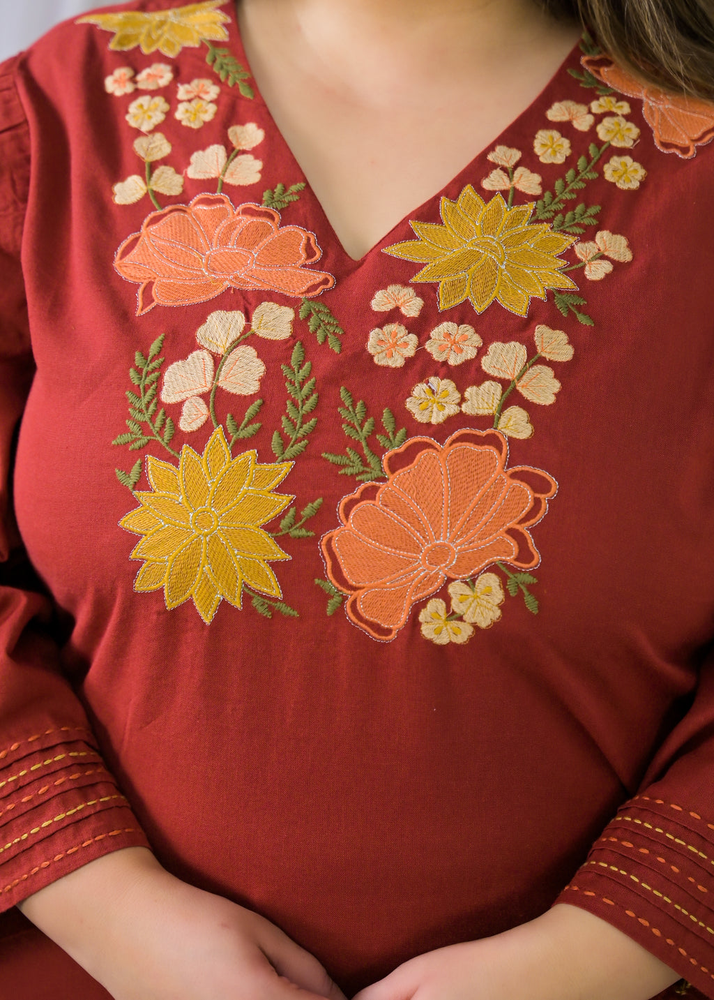Women Floral Embroidered Yoke V-Neck Straight Kurta with Pant - 2 Piece Set