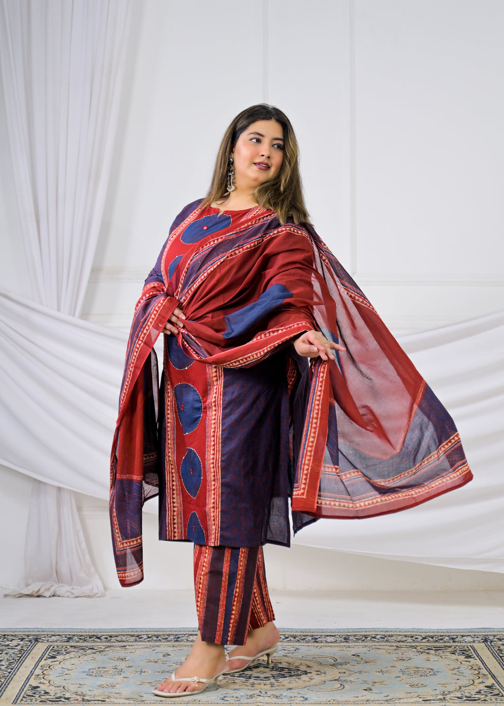 Women Geometric Circle Printed Lace Work Kurta with Salwar Pant & Dupatta - 3 Piece Suit Set