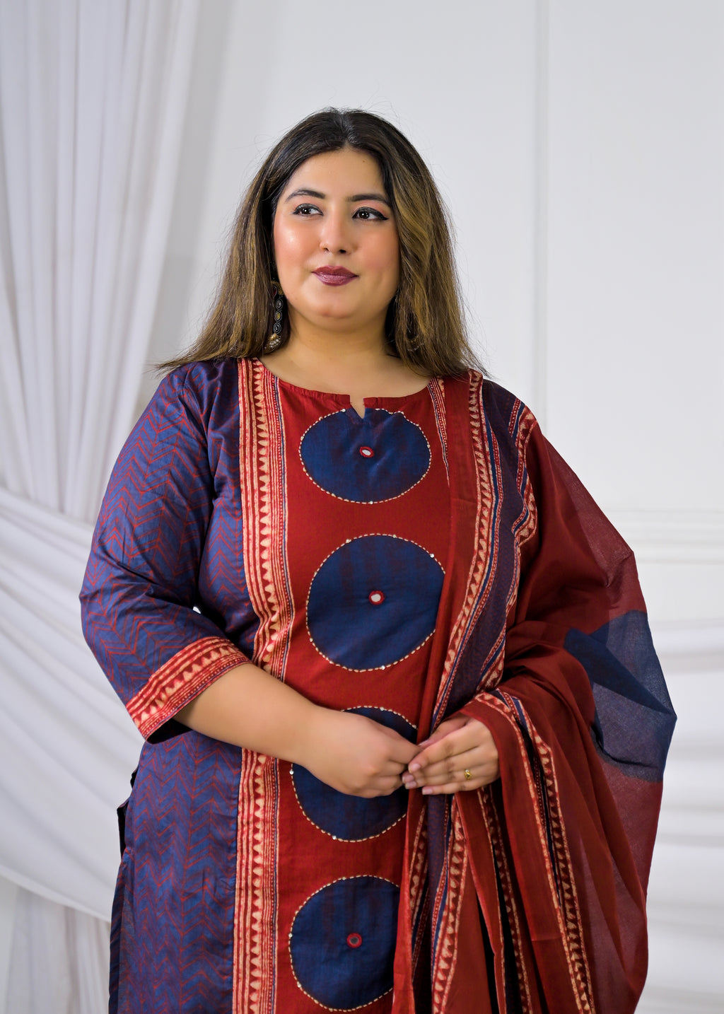 Women Geometric Circle Printed Lace Work Kurta with Salwar Pant & Dupatta - 3 Piece Suit Set