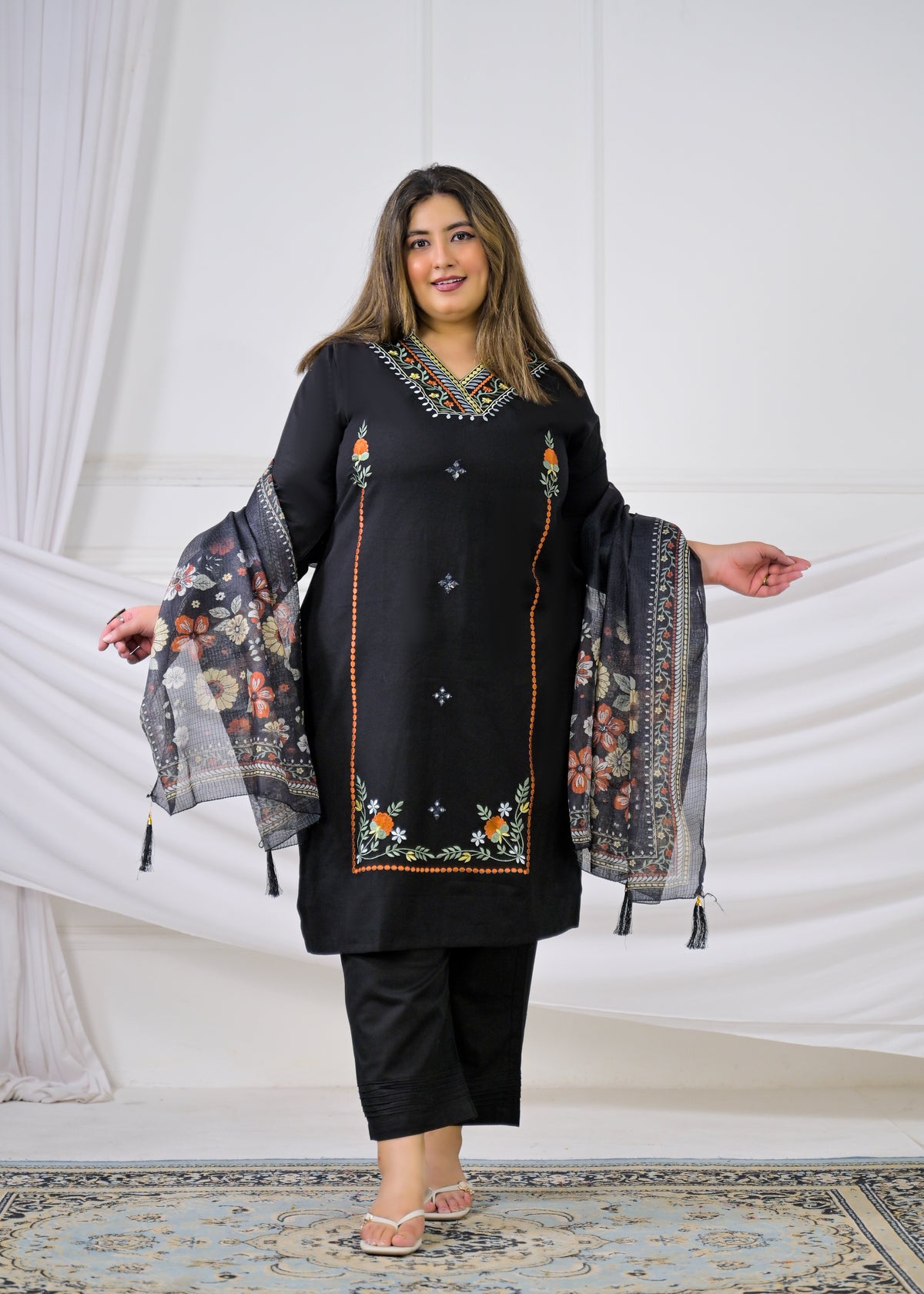 Women Black Ethnic Motif Embroidered Side-Slit Kurti Set with Tasseled Border Dupatta