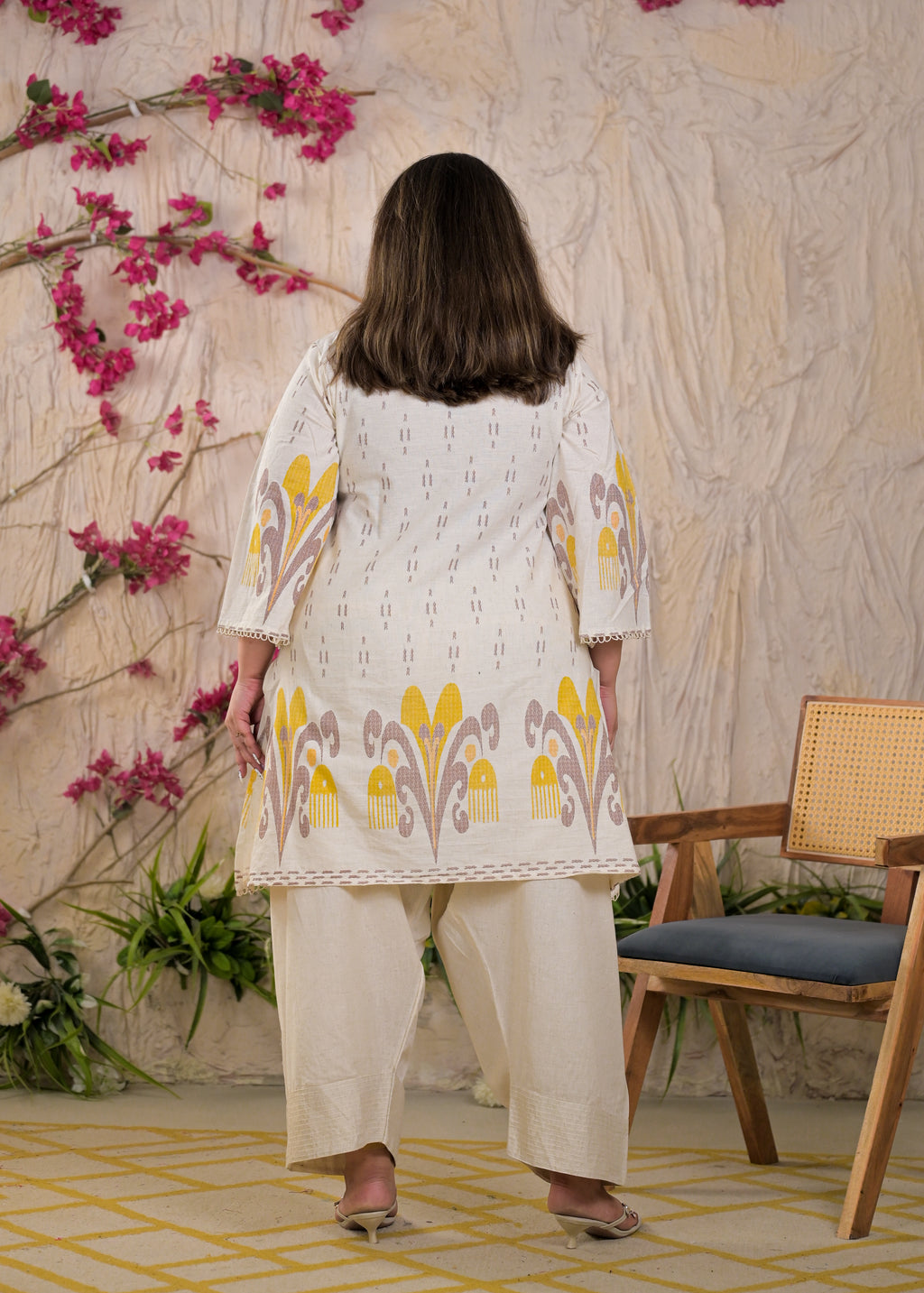 Women Ikat Motif 2 Piece Kurta Set