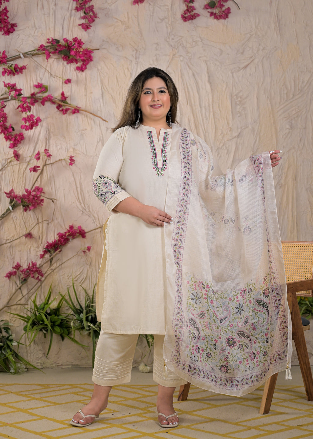 Women Embroidered 3 Piece Kurta Set