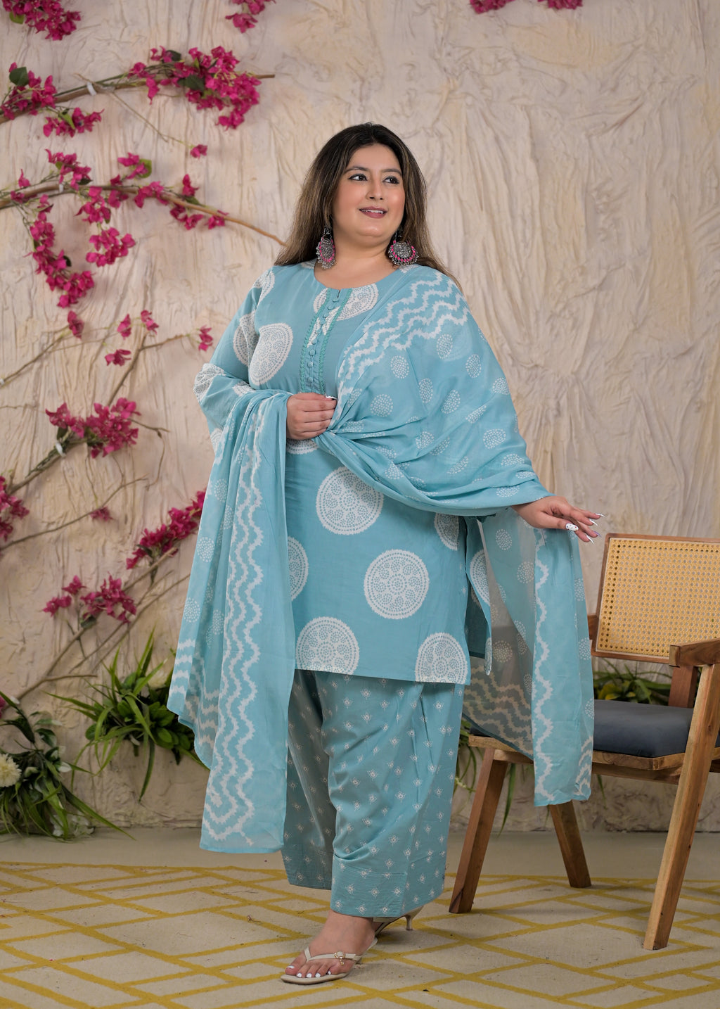Women Ethnic Circle Printed 3 Piece Kurta Set