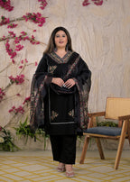 Women Floral Embroidered 3 Piece Kurta Set