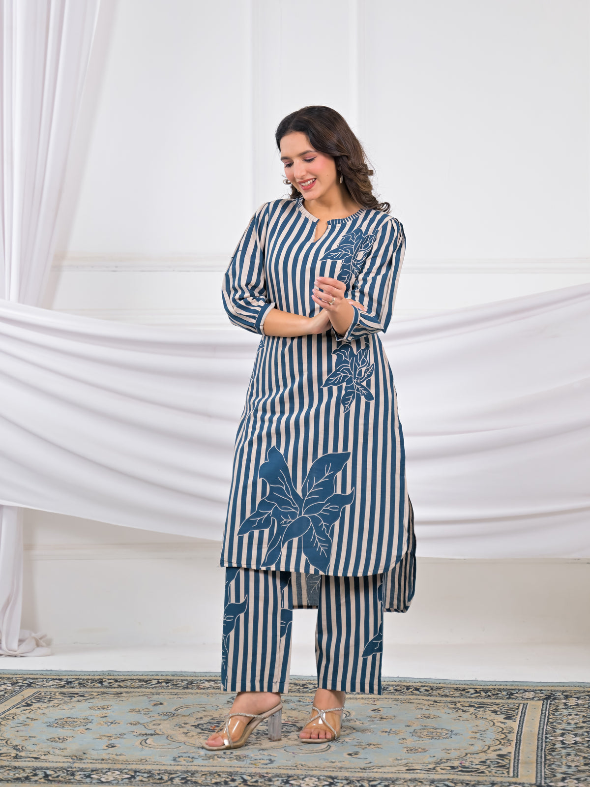 Striped Floral Motif 2 Piece Kurta Set