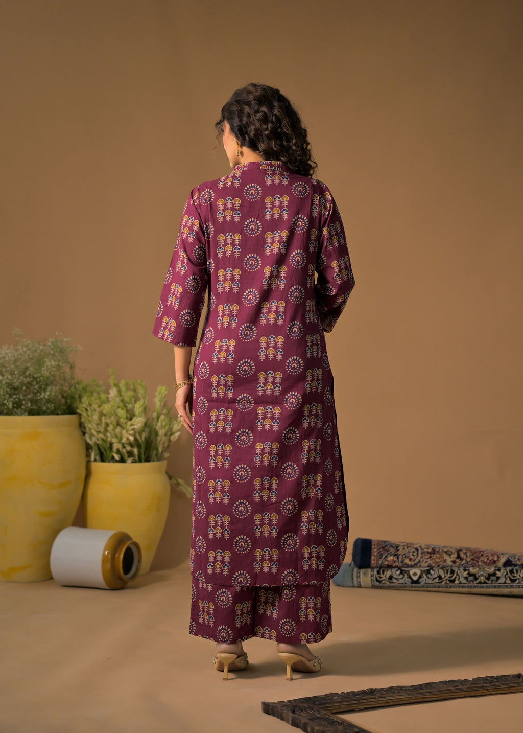 Women Bandhani Print 2-Piece Kurti Pant Set