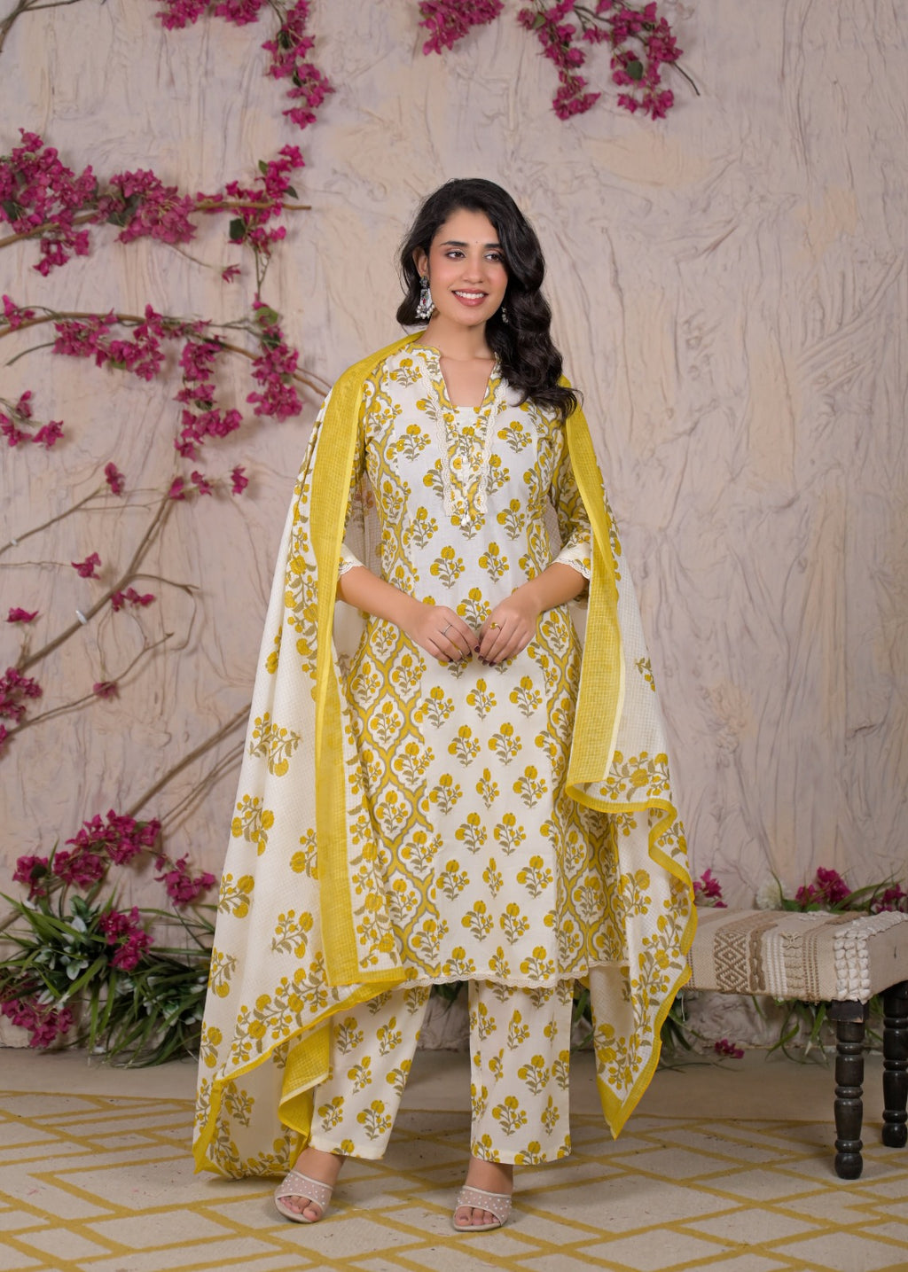 Printed Straight Kurta Pant Set with Dupatta