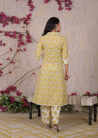Printed Straight Kurta Pant Set with Dupatta