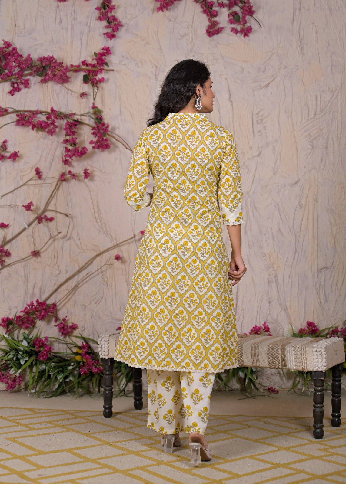 Printed Straight Kurta Pant Set with Dupatta