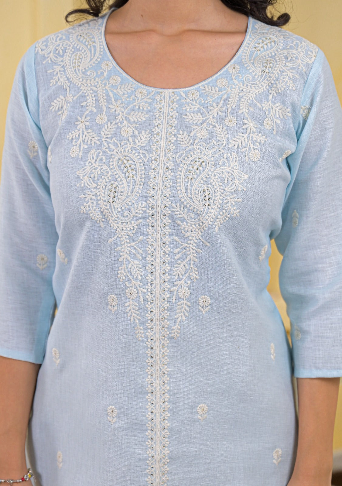 Women Chikankari Embroidered Ethnic Tunic Top