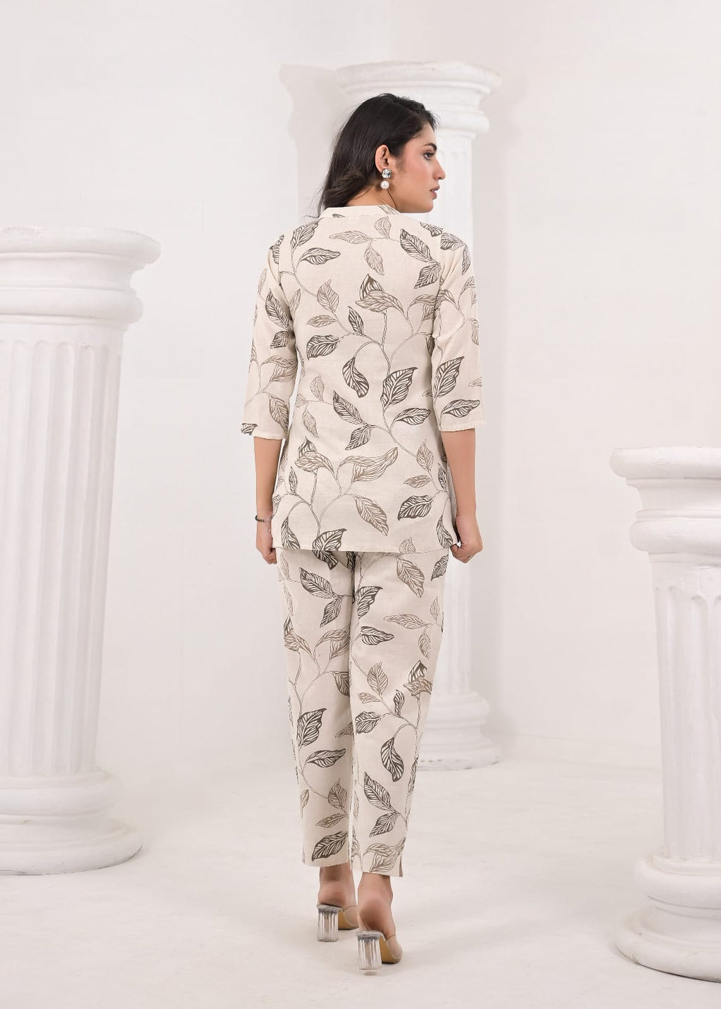 Floral Printed Kurta Pant Set