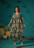 Ikat Print V-Neck Kurta Pant Set