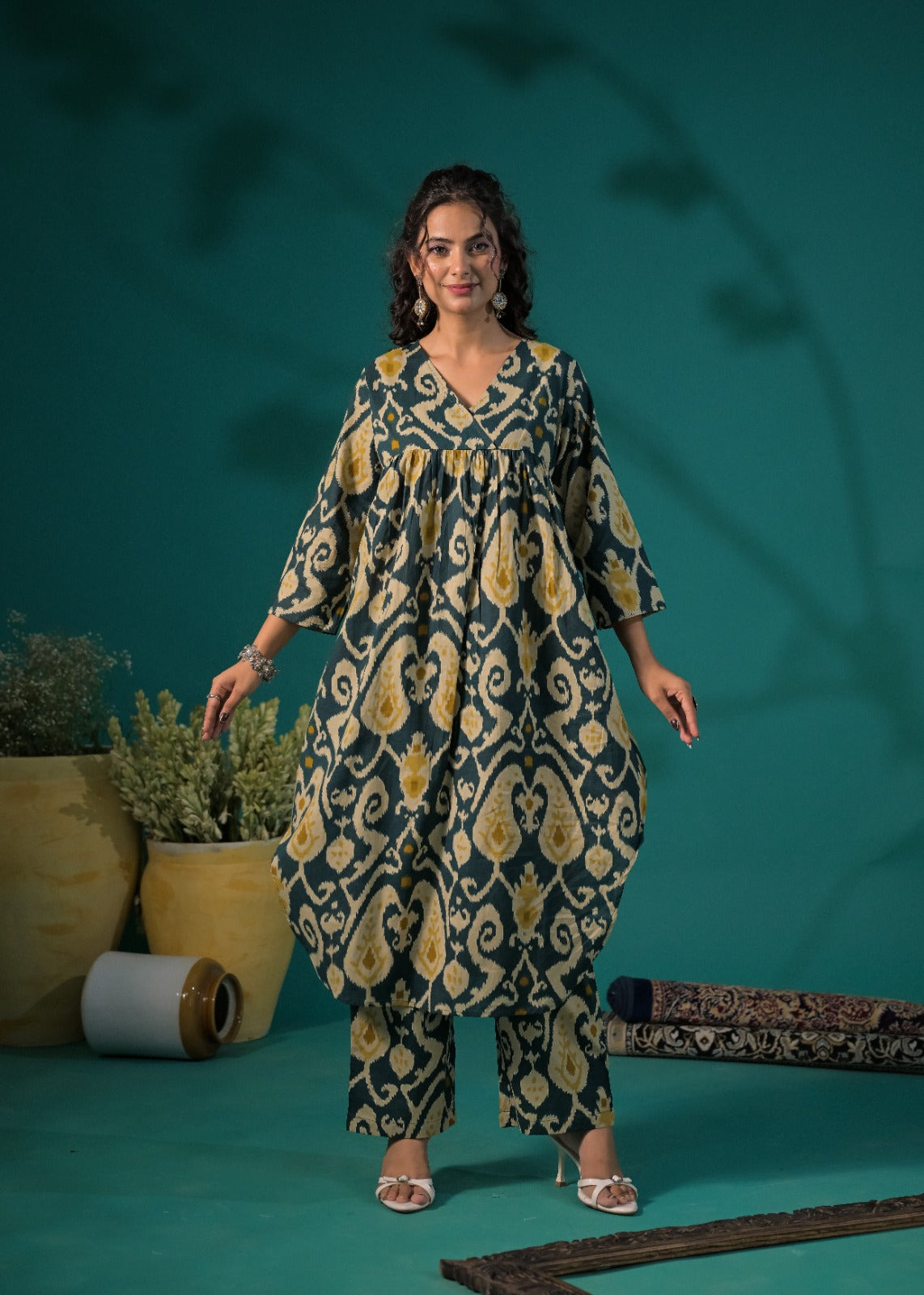 Ikat Print V-Neck Kurta Pant Set