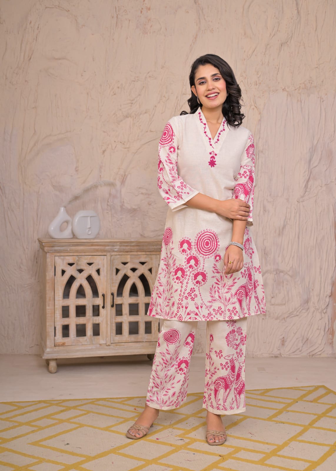 Printed Straight Kurta Pant Set