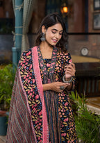 Printed Straight Kurta Pant Dupatta Set