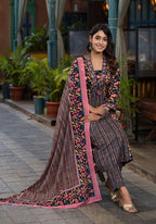 Printed Straight Kurta Pant Dupatta Set