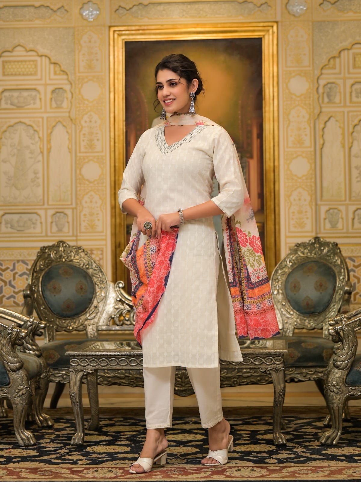 Printed Straight Kurta Pant Dupatta Set