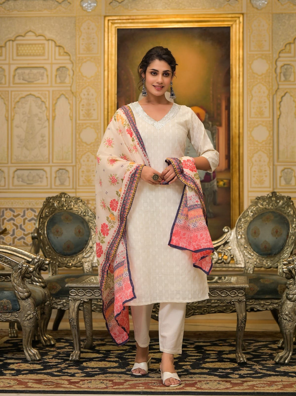 Printed Straight Kurta Pant Dupatta Set