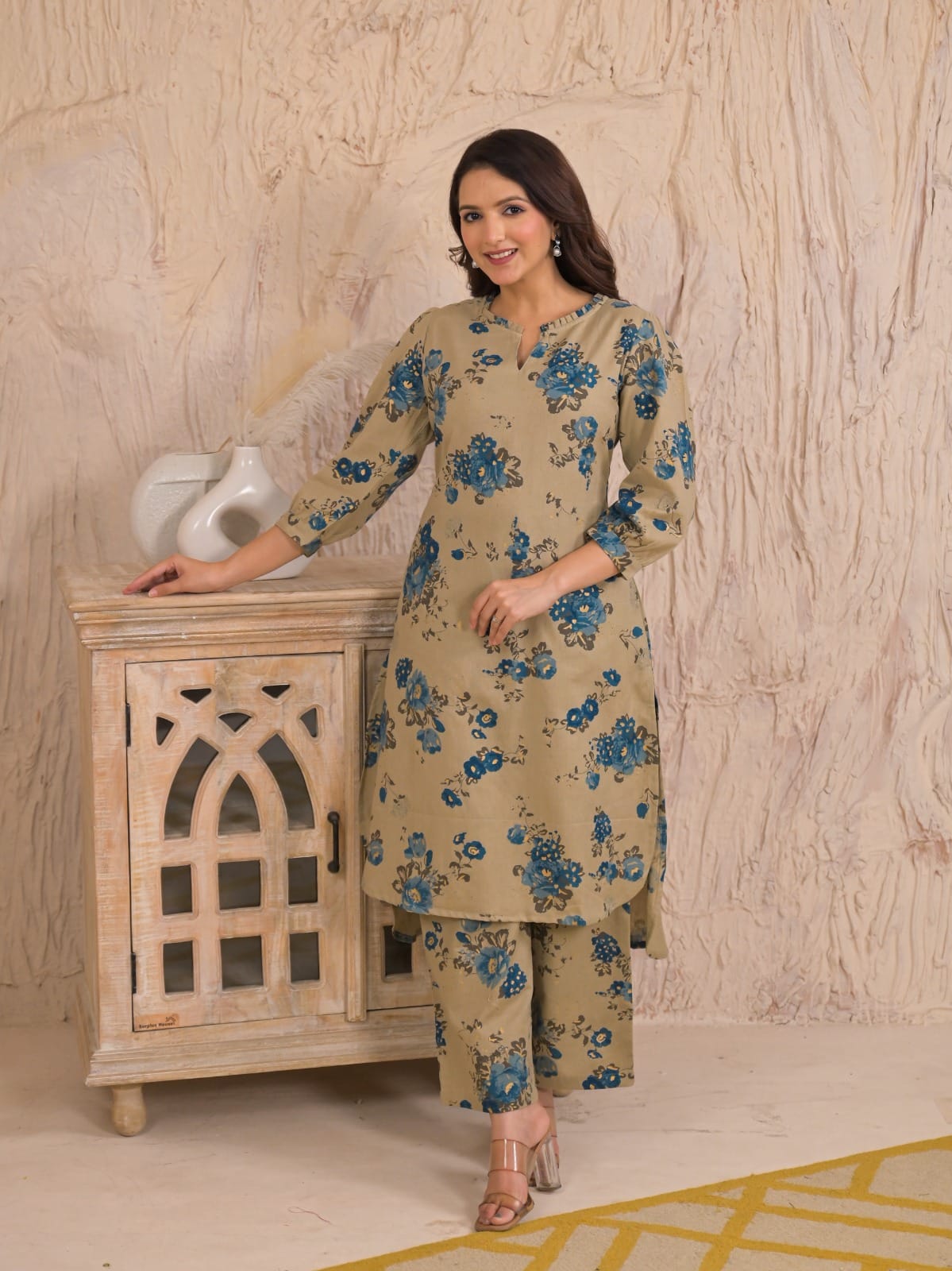 Floral Printed Straight Kurta Pant Set