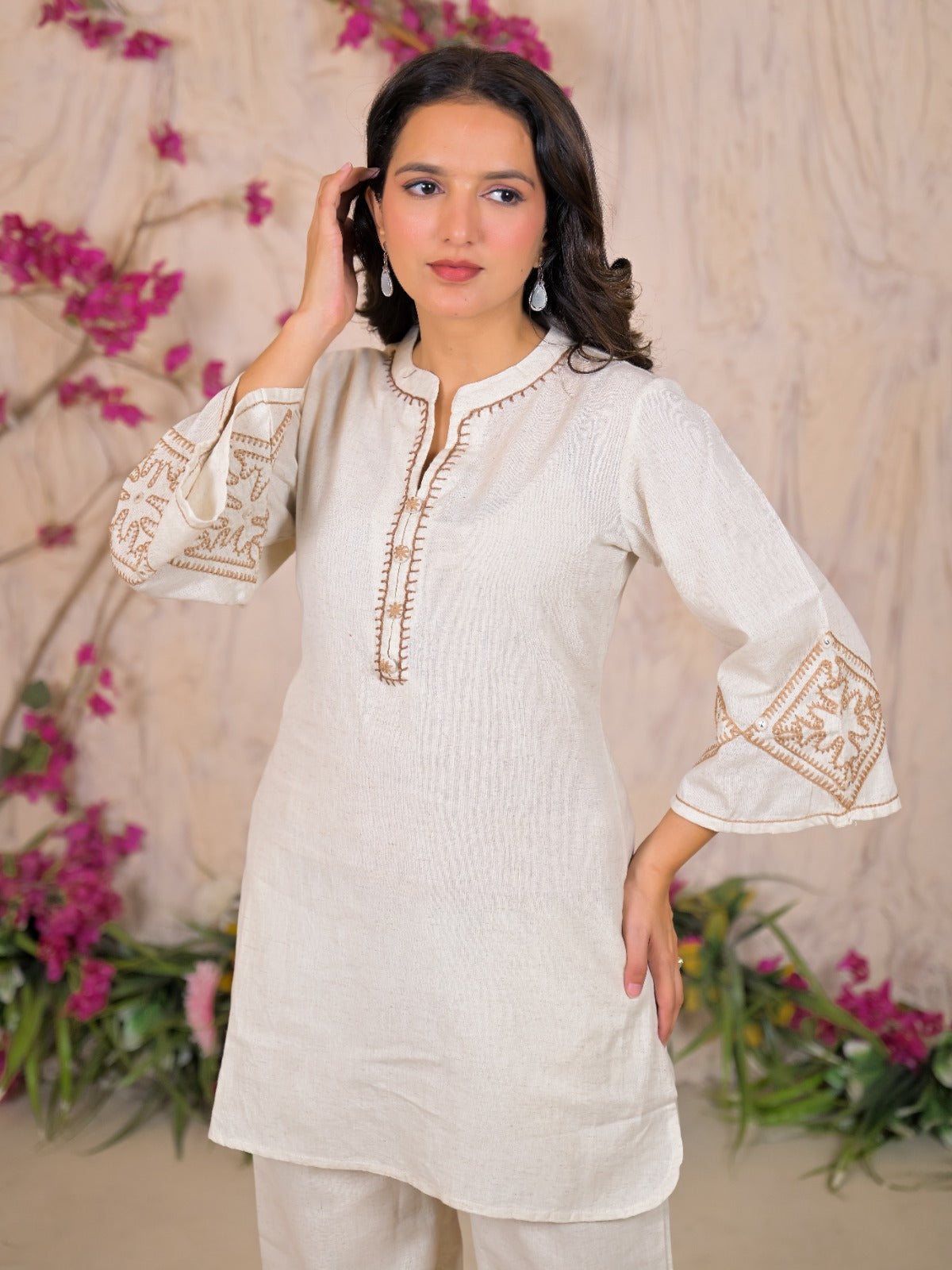 Embroidered Straight Kurta Pant Set