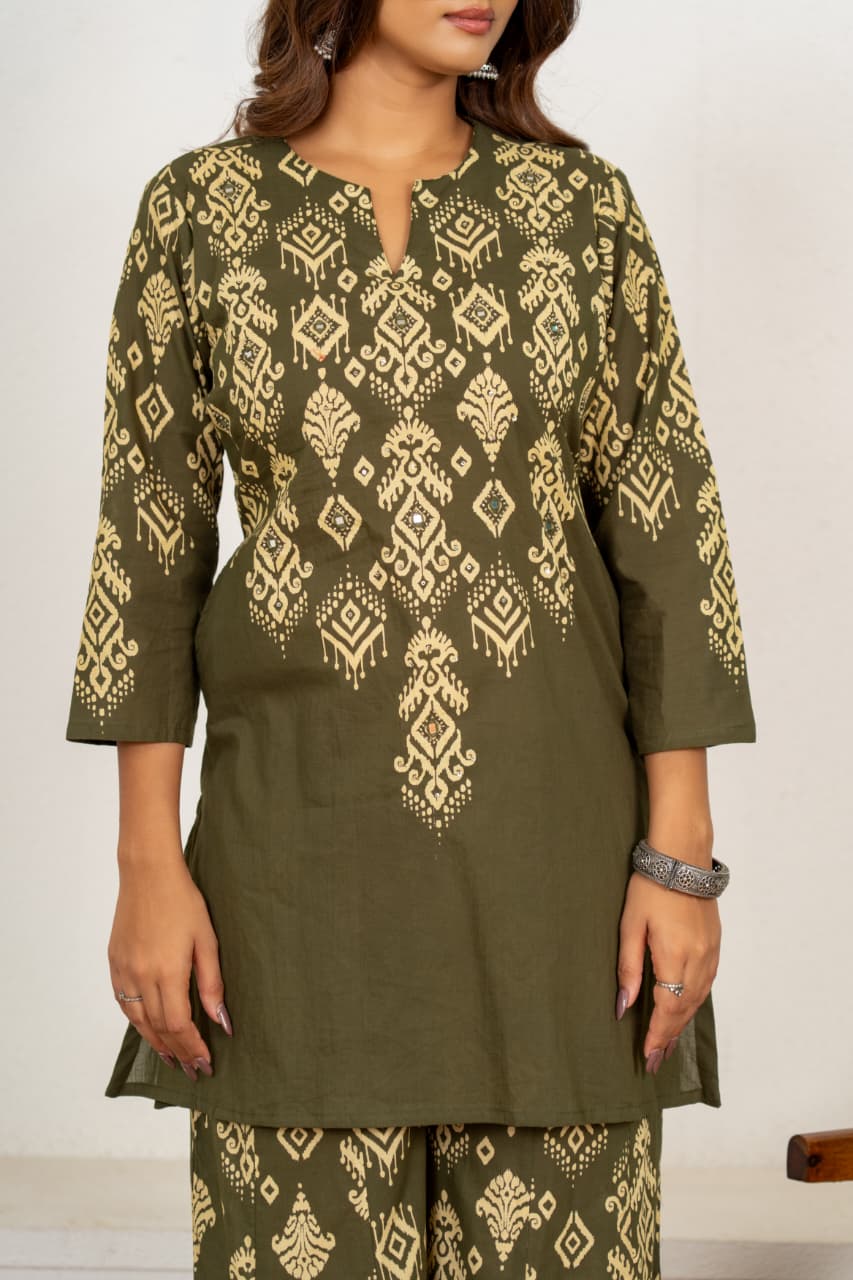 Geometric Printed Kurta Sharara with Dupatta Set
