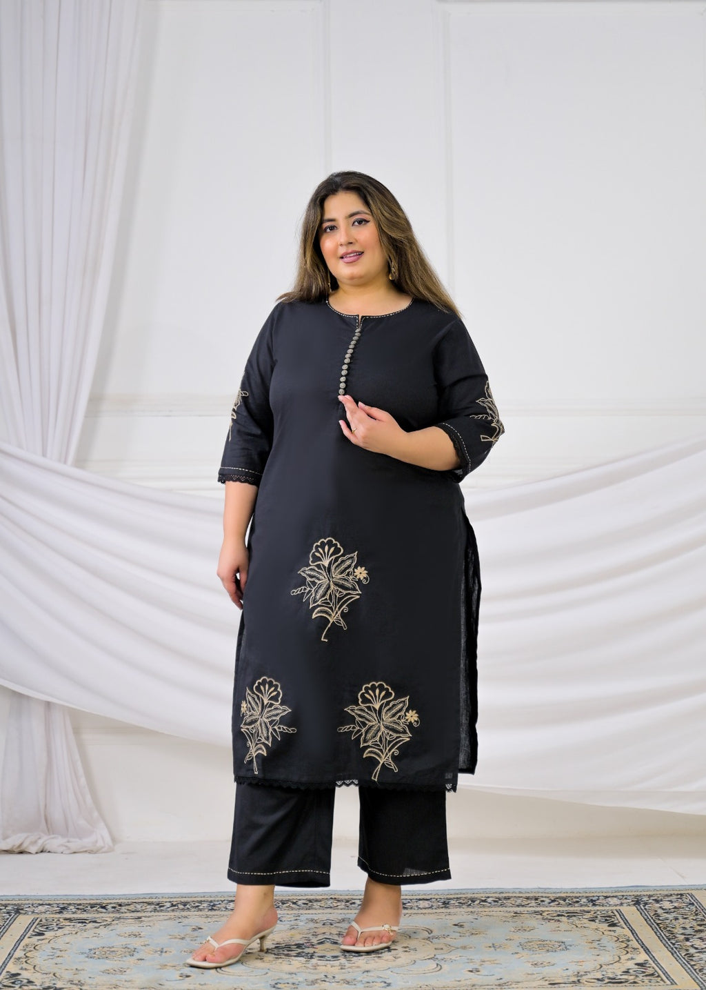 2-Piece Potli Button Embroidered Kurti Pant Set