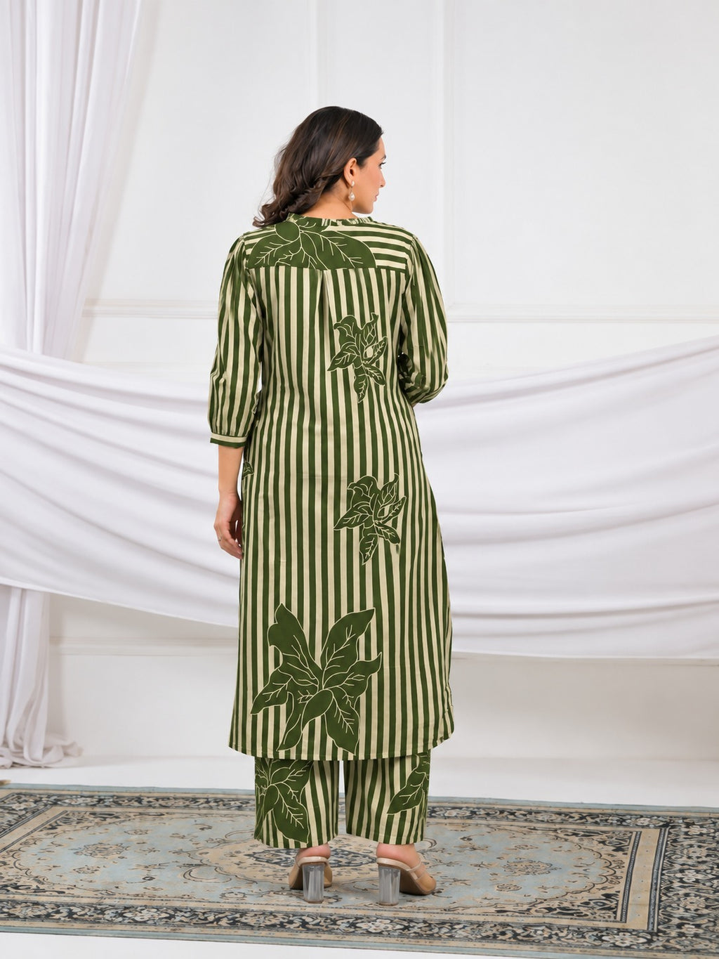 Striped Floral Motif 2 Piece Kurta Set